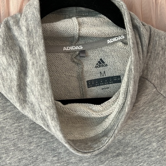 Adidas pullover - Picture 2 of 4